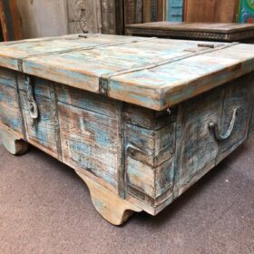 k81 8056 indian furniture trunk on wheels right