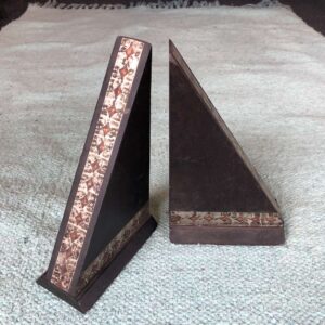b56 bt0746q indian accessory gift triangular wooden bookends main