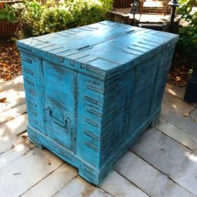 kh27 149 indian furniture bright blue trunk back