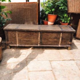 kh27 178 b indian furniture rustic vintage teak trunk front