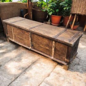 kh27 178 b indian furniture rustic vintage teak trunk right