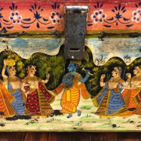 kh27 208 a indian furniture hand painted vintage box close